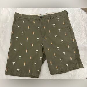 Tommy Bahama Olive Green Shorts Size 38